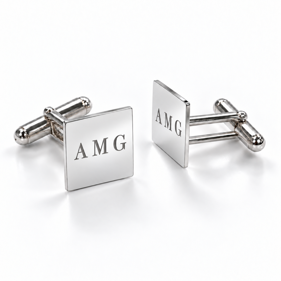 Gemelos cuadrados de plata personalizados — vista de catálogo