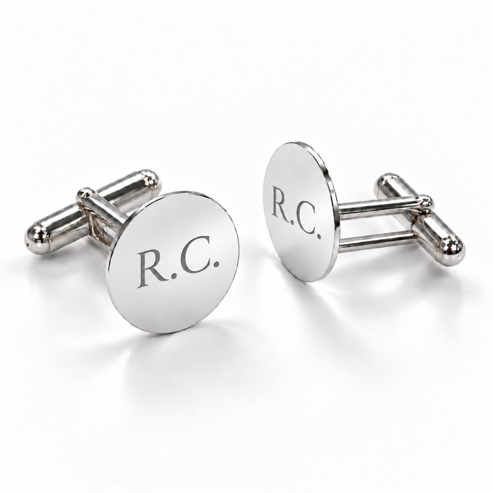 Gemelos redondos de plata personalizados — vista de catálogo